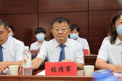 您的位置>首页>我院召开八届职工七届工会代表大会第十次会议>张传军