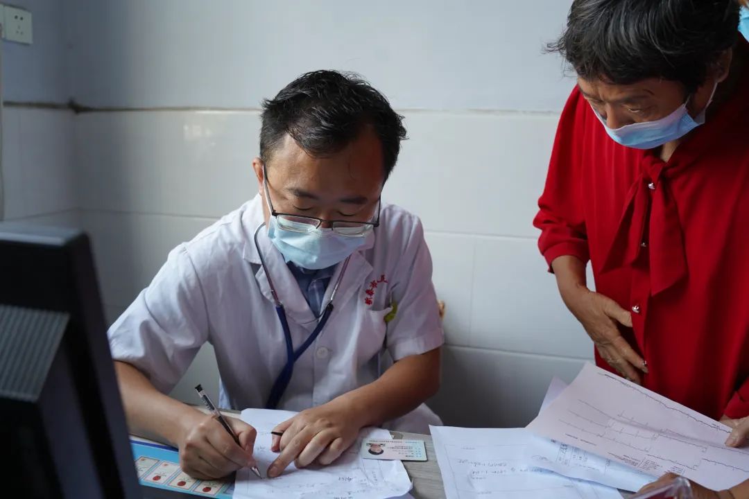 【名医•名科•名院】心血管内二科学科带头人—石少虎 