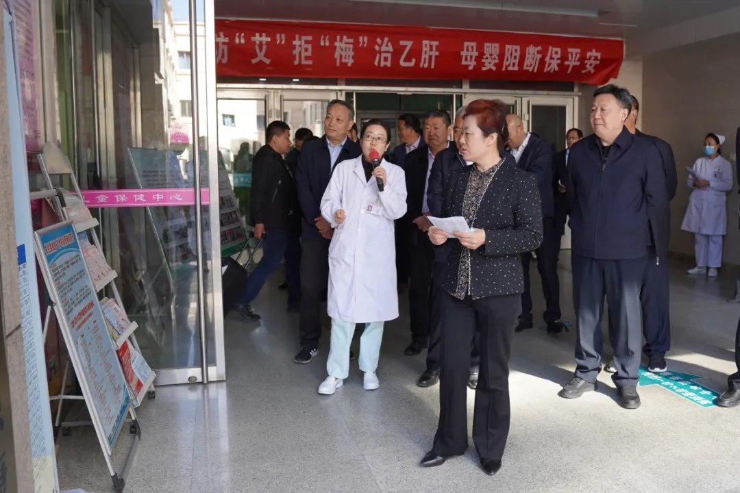 市人大来我院视察指导健康新泰行动工作 
